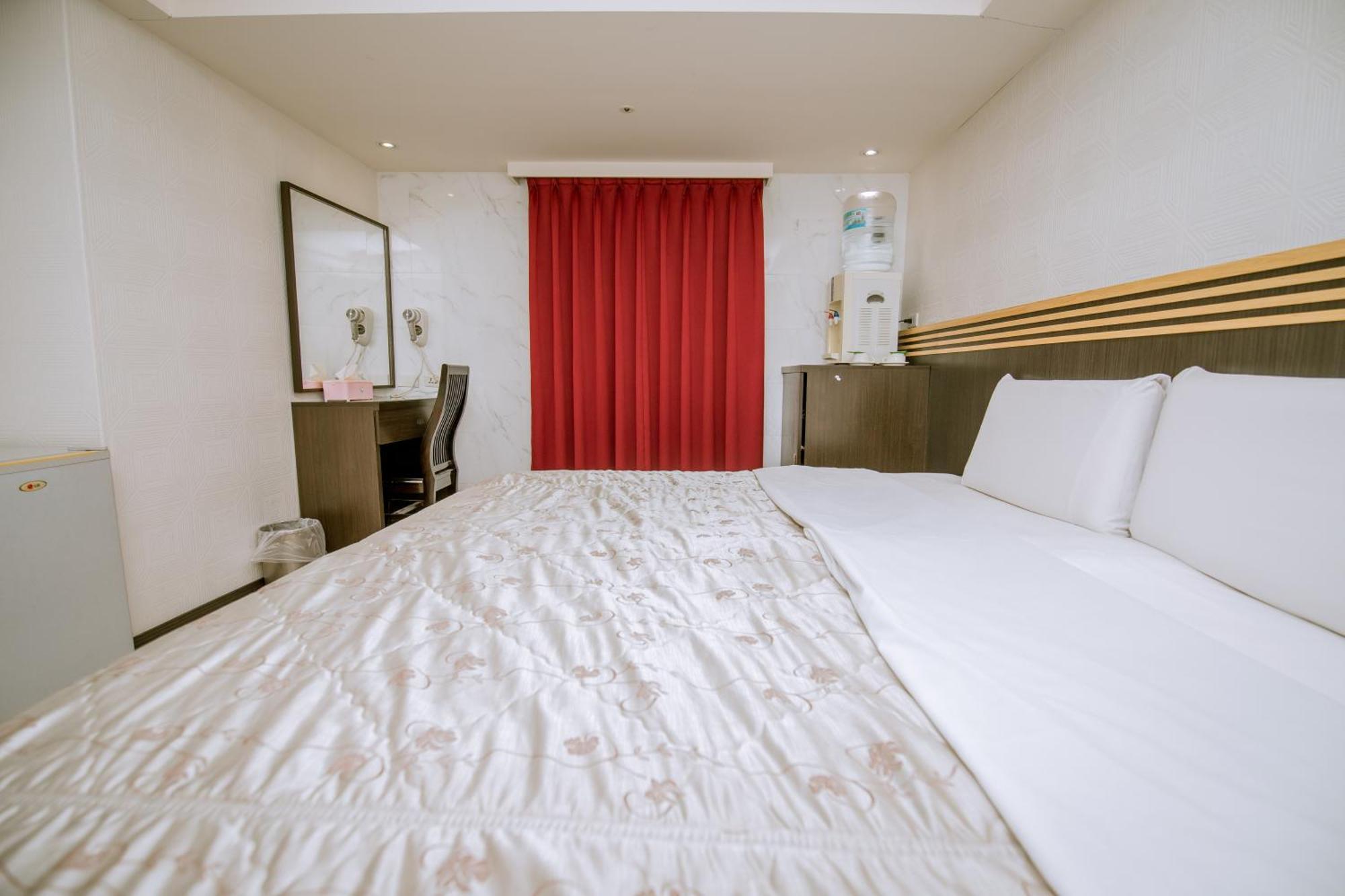 Guide Hotel Taoyuan Fuxing Habitación foto
