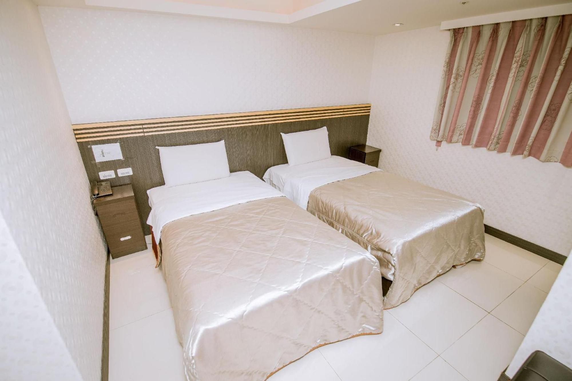 Guide Hotel Taoyuan Fuxing Habitación foto